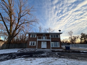 Building Photo - 11401 W 78th Ct