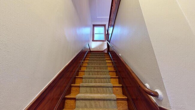 Foto del edificio - 118 22nd Ave