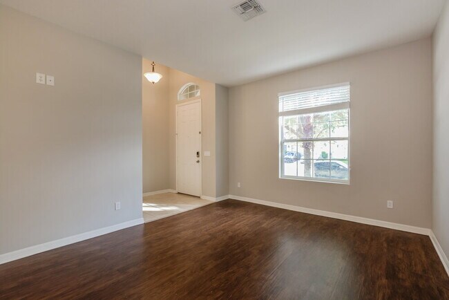 Building Photo - 15128 Stonebriar Way