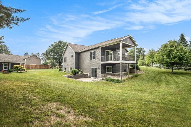 Deck off of living area - 1398 N Lakeshore Dr