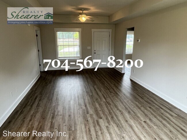 Foto del edificio - 3 br, 2 bath House - 3538 Johnston Oehler ...