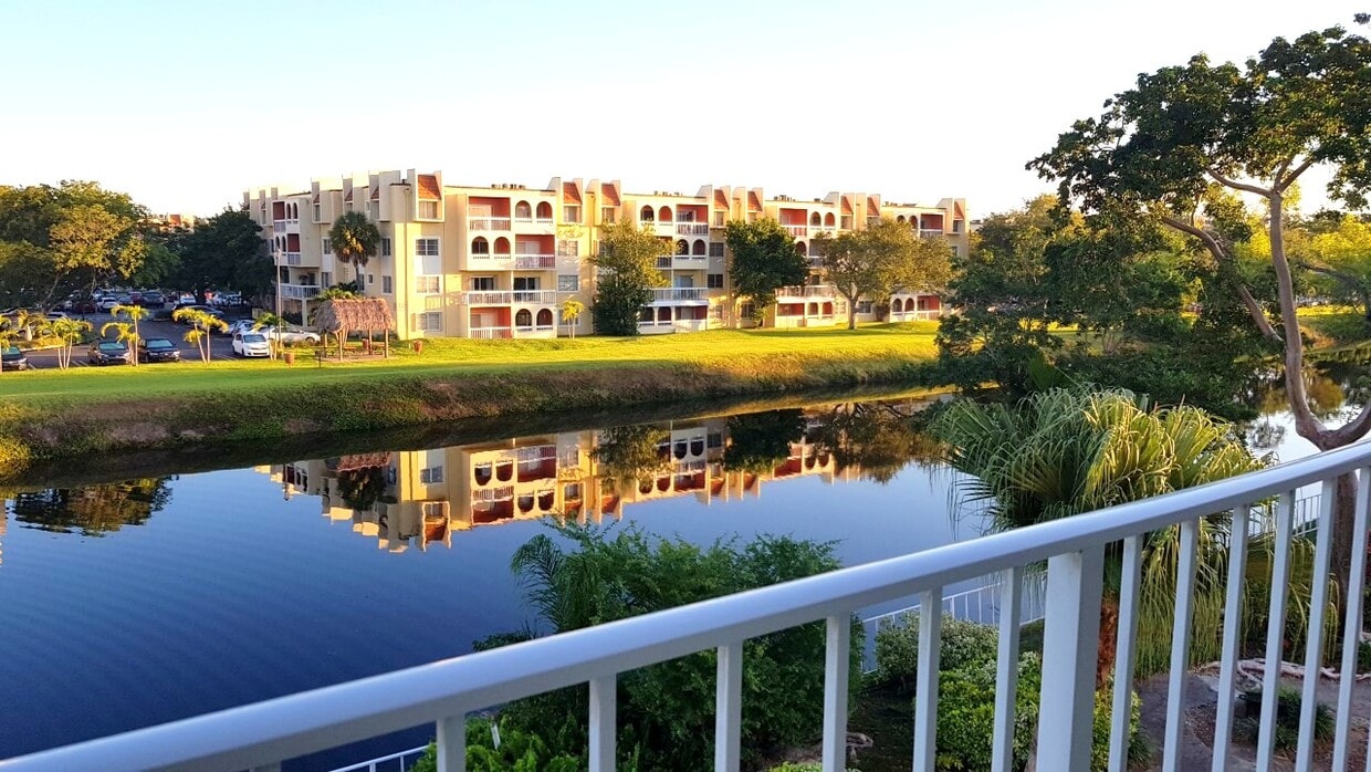 vista real del dormitorio - 7787 SW 86th St