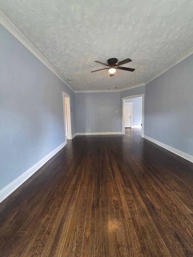 Sala de estar - 2605 W 65th St