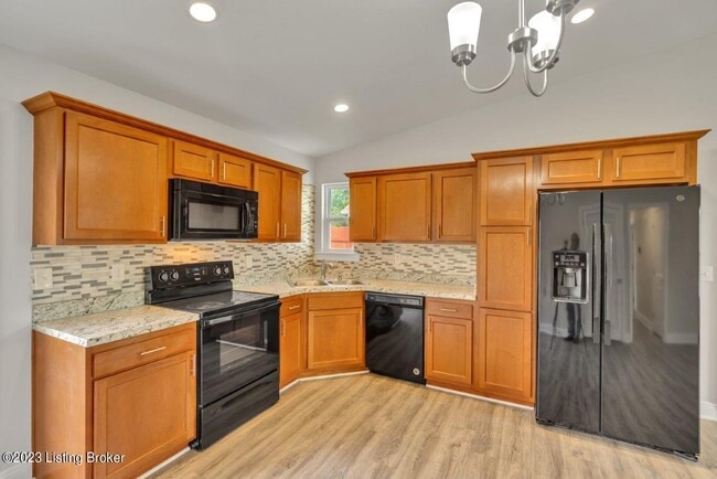 Building Photo - 2718 Bagby Way