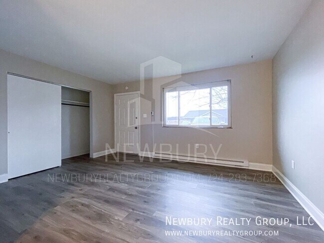 Foto del edificio - 25 Sunbury Estates