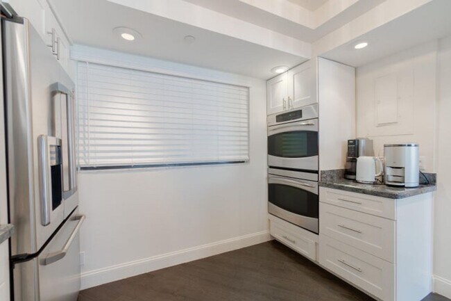 Foto del edificio - 2565 S Ocean Blvd