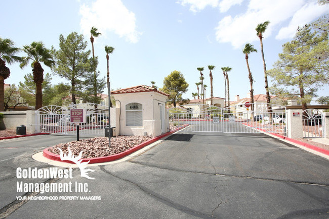 Foto del edificio - 698 S Racetrack Rd