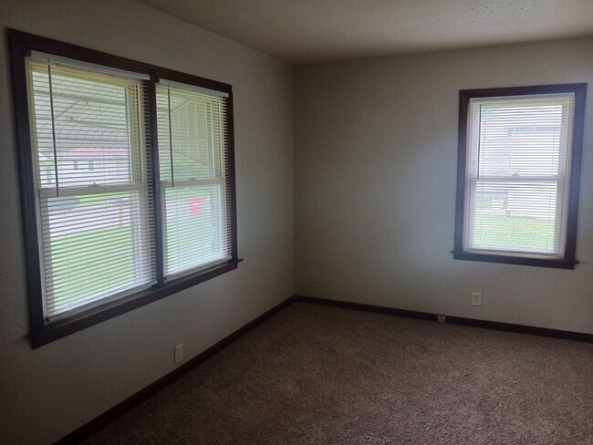 Foto del edificio - 2bdr/1bth house in Independence, MO