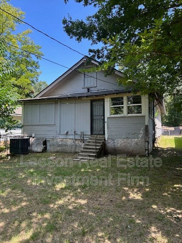 Building Photo - 3115 Frederick St
