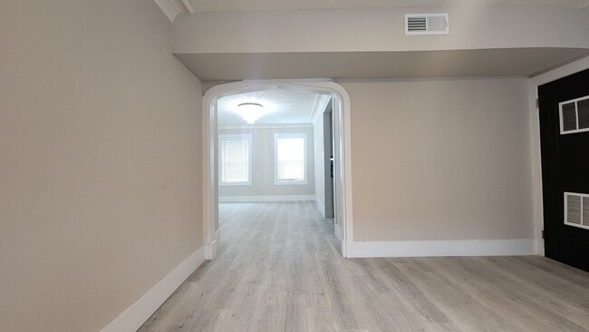 Building Photo - 7556 Byron Pl