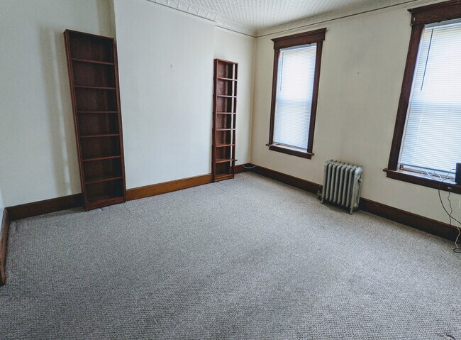 Living Room - 176 Columbia Ave