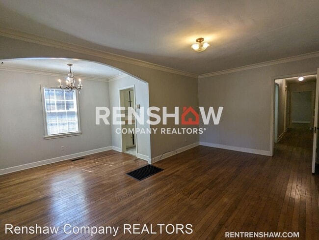 Building Photo - 2 br, 1 bath House - 205 N McLean Blvd