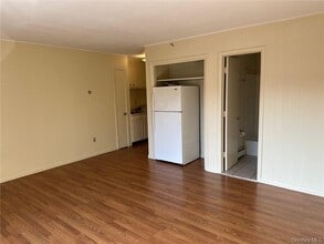 Building Photo - 349 Hooker Ave