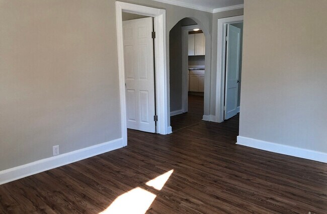 Foto del edificio - 5208 Summit Ave