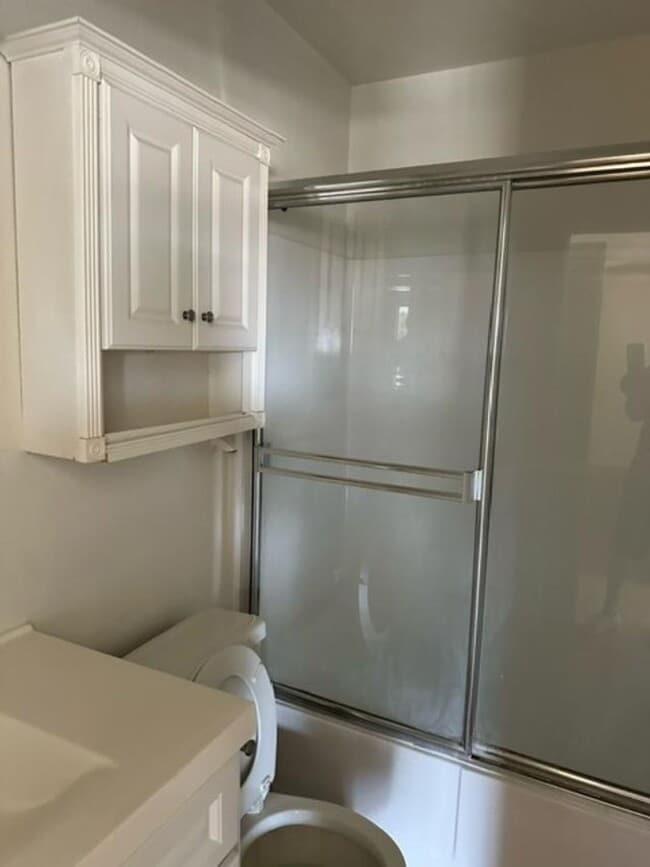 Building Photo - TORRANCE CONDO- 1 BEDROOM 1 BATH FOR LEASE