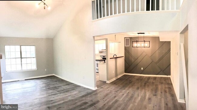 Building Photo - 1533 Casino Cir
