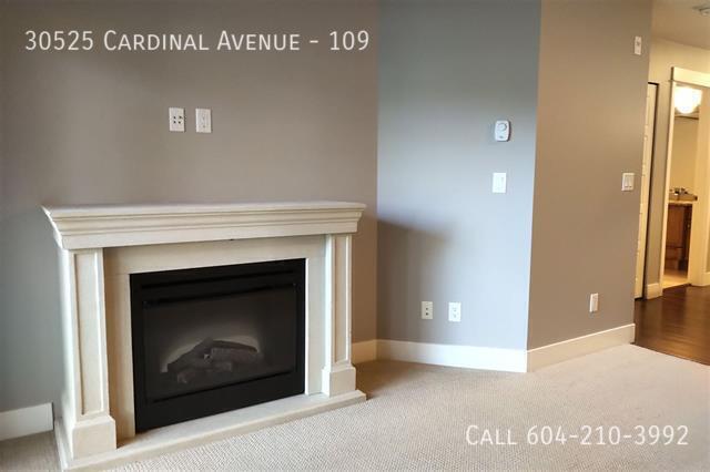 Photo du bâtiment - Condo Near Shops & Entertainment!