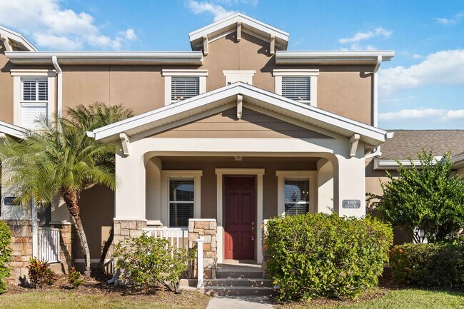 Foto del edificio - Beautiful Townhome with Private Courtyard & 2-Car Garage Near Lake Nona
