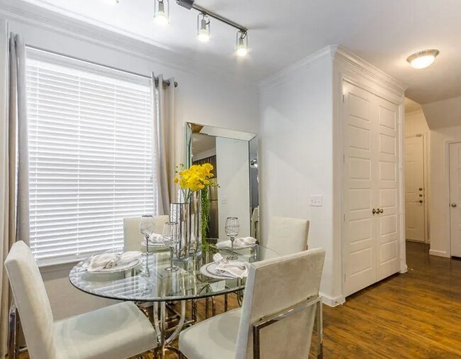 Foto del edificio - Apartment for Rent