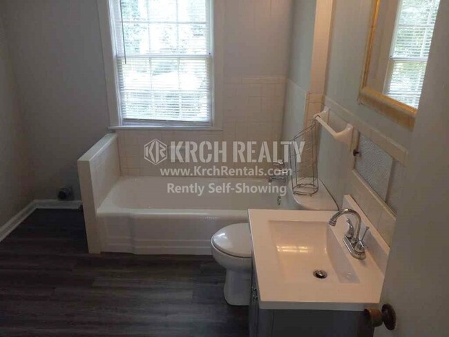 Foto del edificio - Beautiful 3 bedroom, 2 bathroom home!