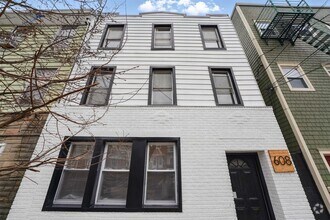 Building Photo - 608 Palisade Ave