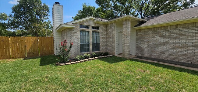 Foto del edificio - 10538 Twin Circles Dr