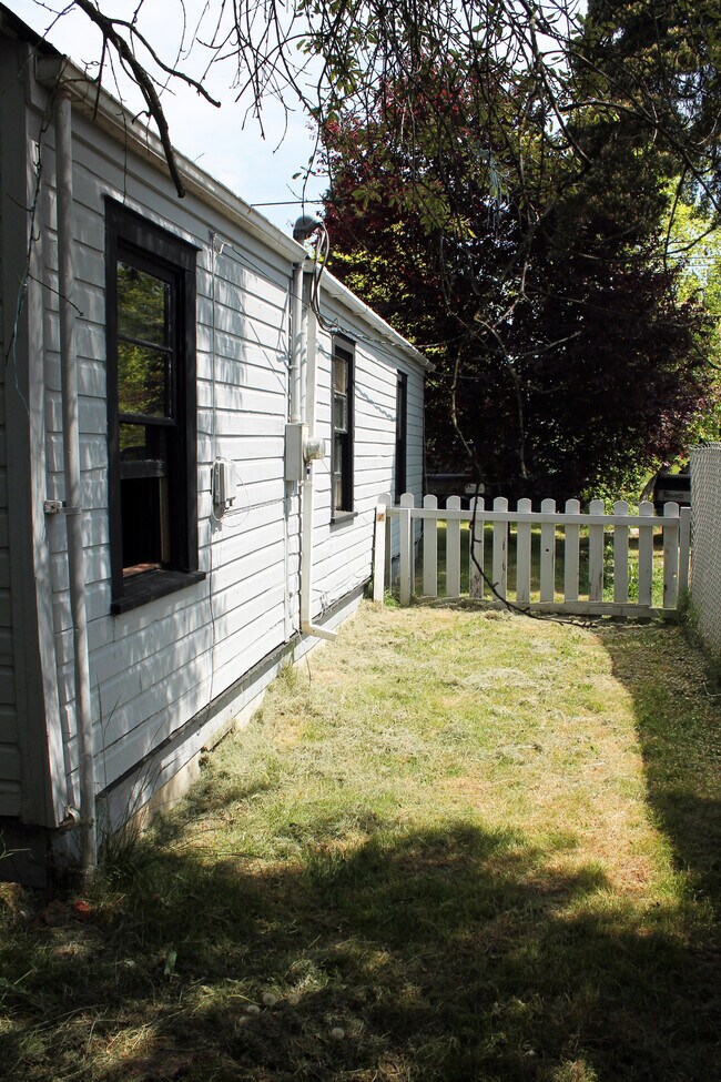Building Photo - 9237 College Way North