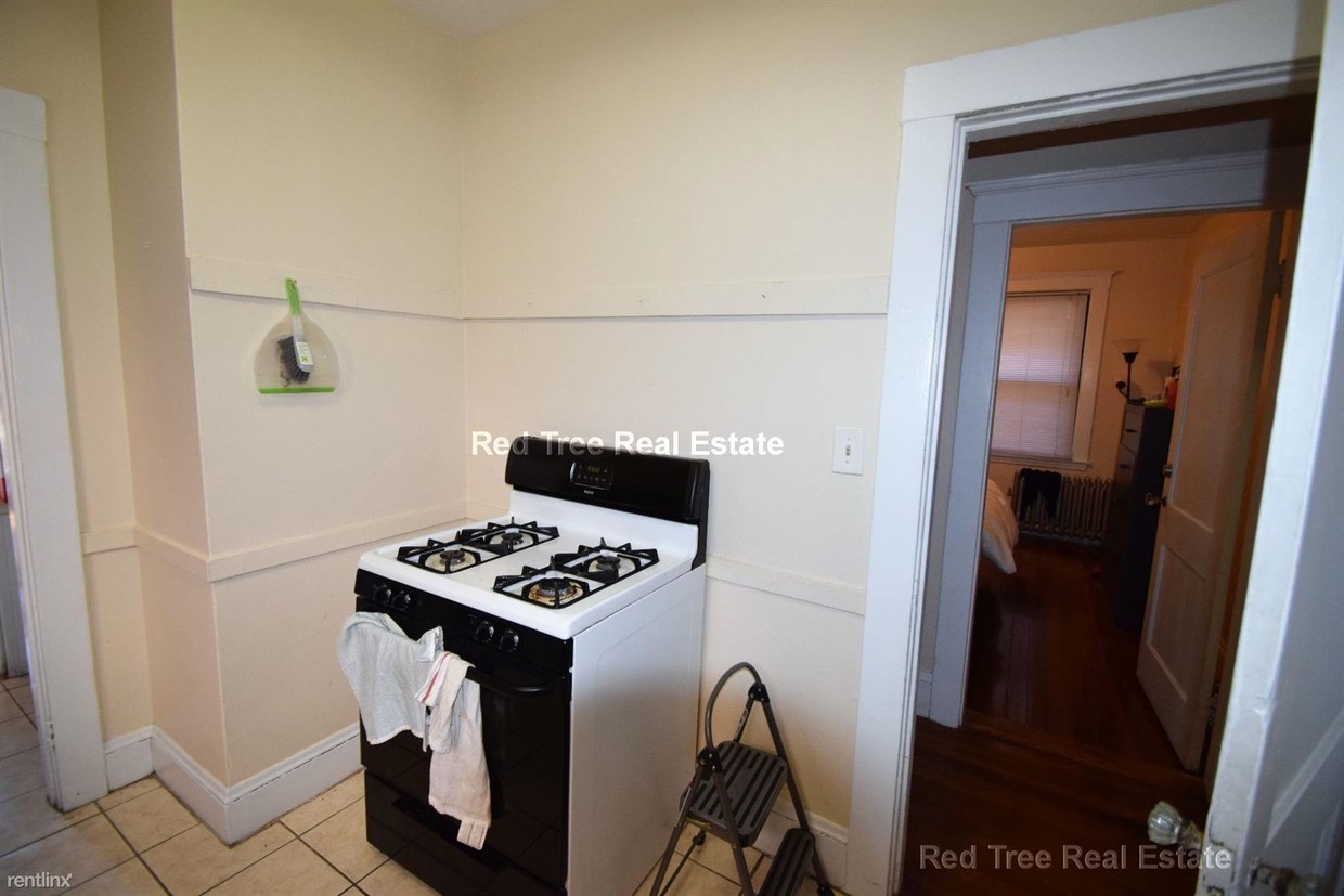 Foto principal - 221 Chestnut Hill Ave