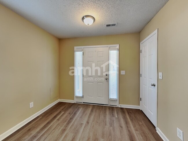 Foto del edificio - 3626 Sunset Hollow Dr