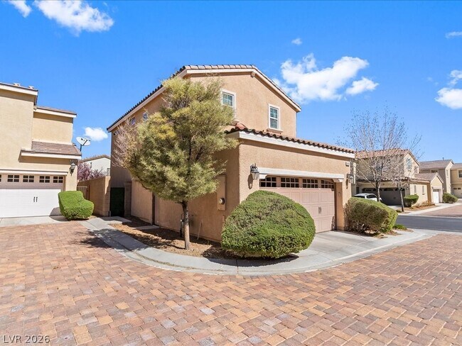 Foto del edificio - 9131 Mount Wilson St