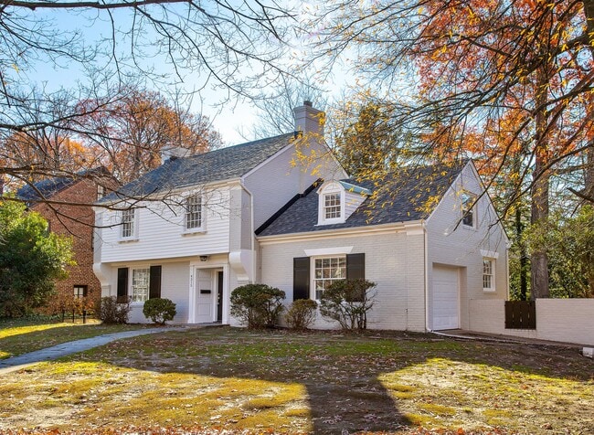 Building Photo - 4315 Bromley Ln
