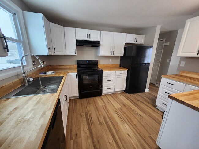 Foto del edificio - 8439 Lace Bark Ln