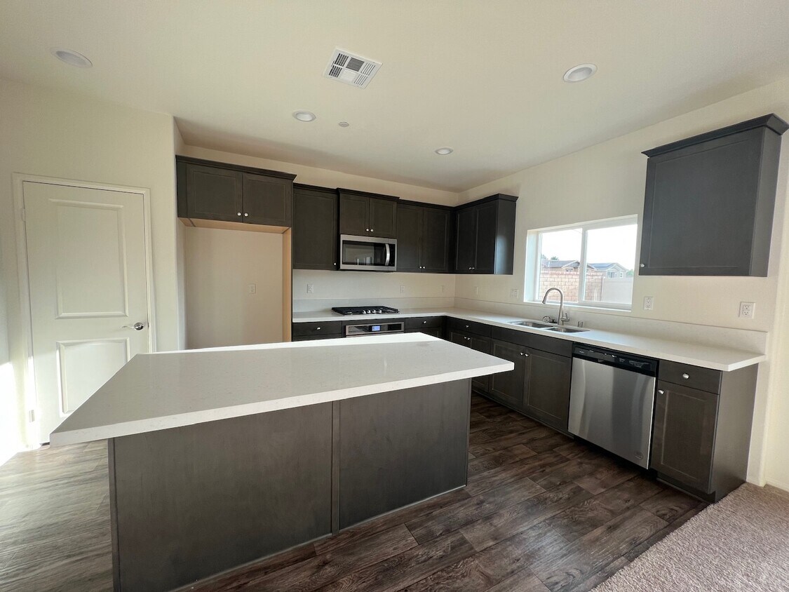 29957 Blowing Wind Ct, Menifee, CA 92587 House Rental in Menifee, CA