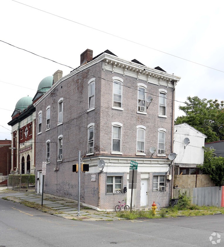 Primary Photo - 190-192 Washington St