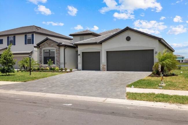 Building Photo - 15012 Sea Salt Wy