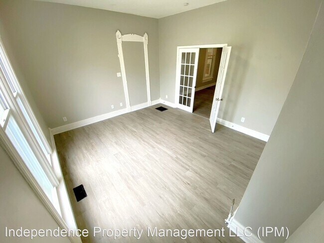 Building Photo - 4 br, 2 bath House - 61 S Torrence St.