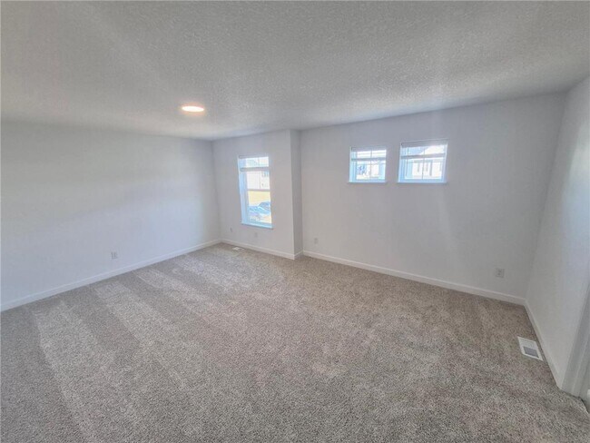 Foto del edificio - 14945 Archdale Ln