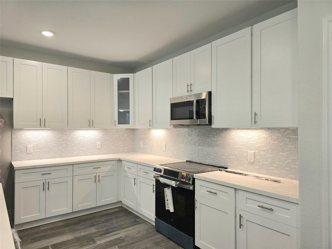 Foto principal - 12889 Andromeda Ct