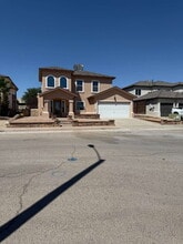 Building Photo - 3737 Tierra Campa Dr