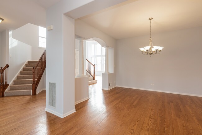 Building Photo - 10786 Sawgrass Ln