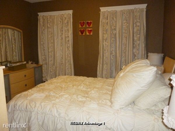 Building Photo - 2 br, 1 bath Apartment - 135 June St