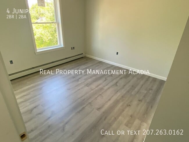 Building Photo - Brand New Town Houses, Levant Village