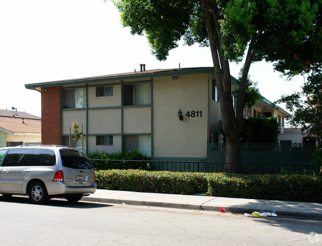 Building Photo - Patio Apartments