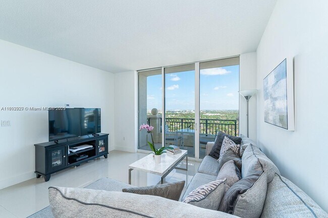 Foto del edificio - 3232 SW 22nd Terrace