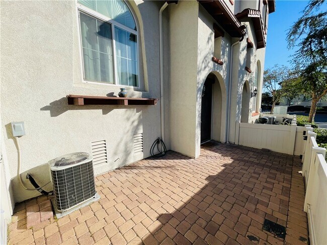 Foto del edificio - 33590 Willow Haven Ln