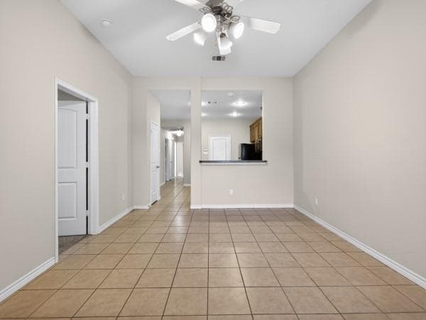 Building Photo - 2131 Colby Ln