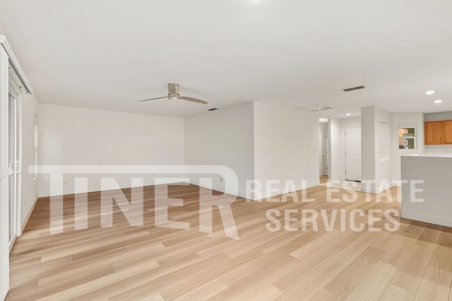 Foto del edificio - 4257 Stromford Way