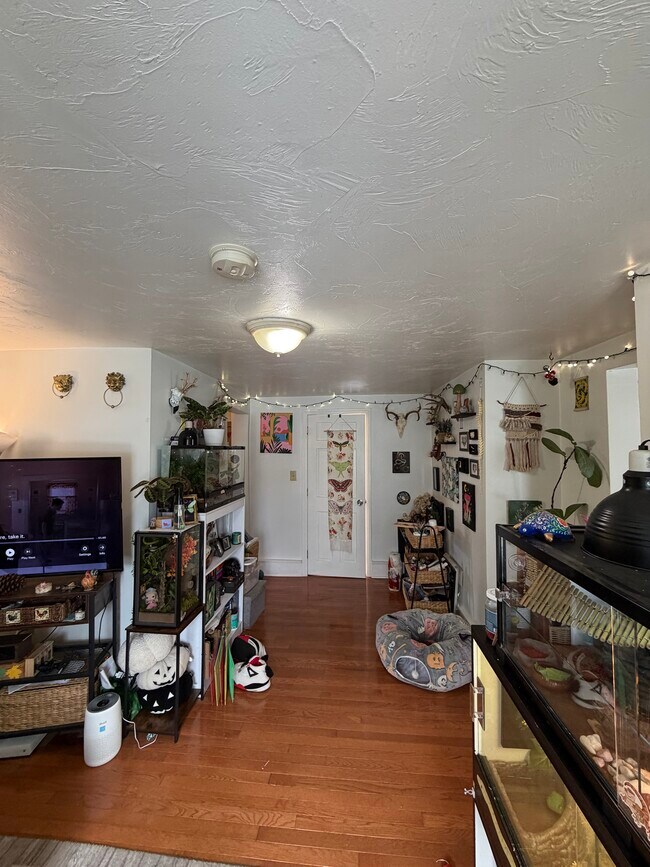 Foto del edificio - 66 Pleasant St