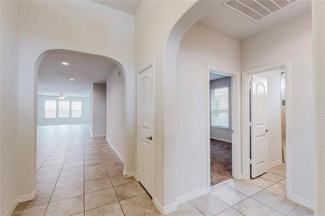 Building Photo - 9436 Smiths Park Ln