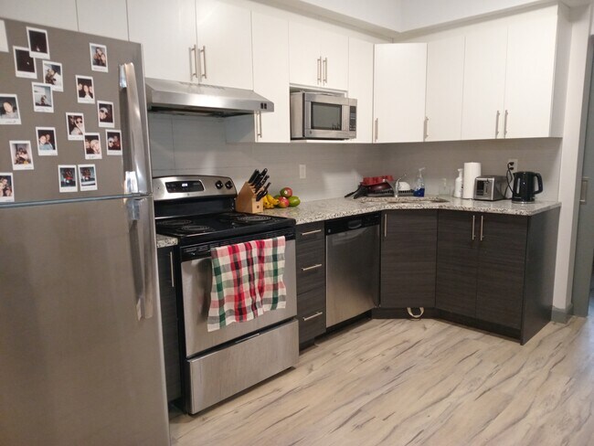 Photo du bâtiment - 258A-258A Sunview St